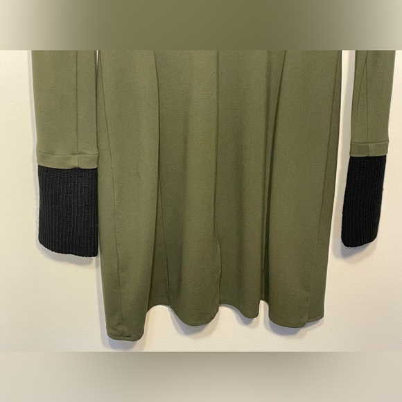 Venus Knit Asymmetrical Big Button-Front Jacket Top Olive Womens Sz 4 Equestrian - Picture 10 of 12